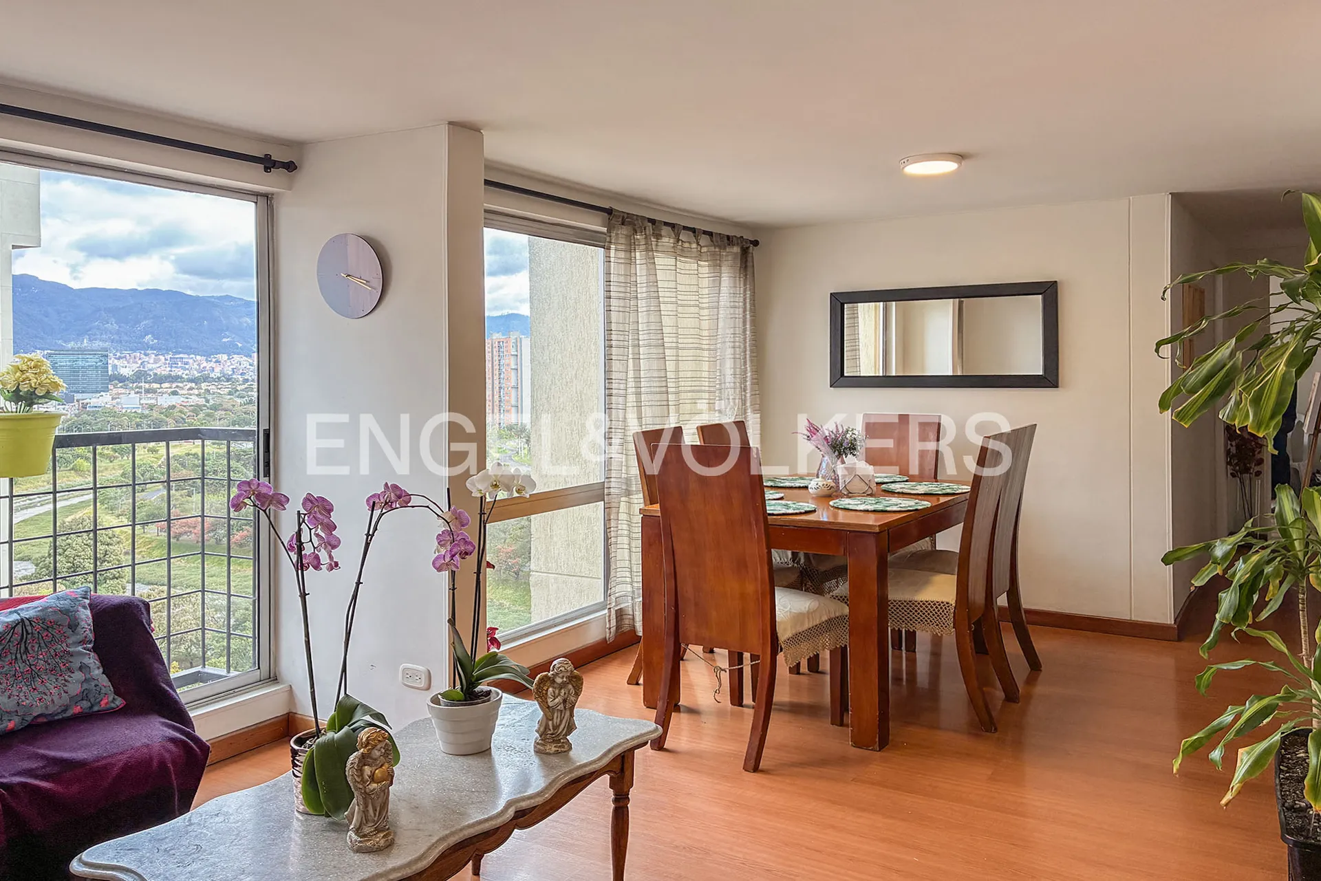 Apartamento en venta en Pontevedra, Bogotá · foto 4 de 16