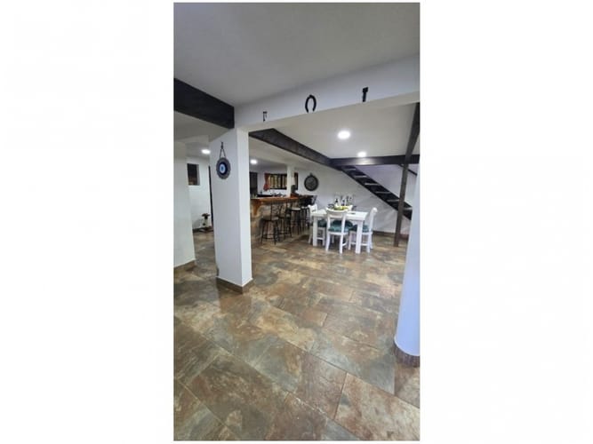 Finca en venta en El Carmen De Viboral, El Carmen de Viboral, 259 m² · foto 5 de 12