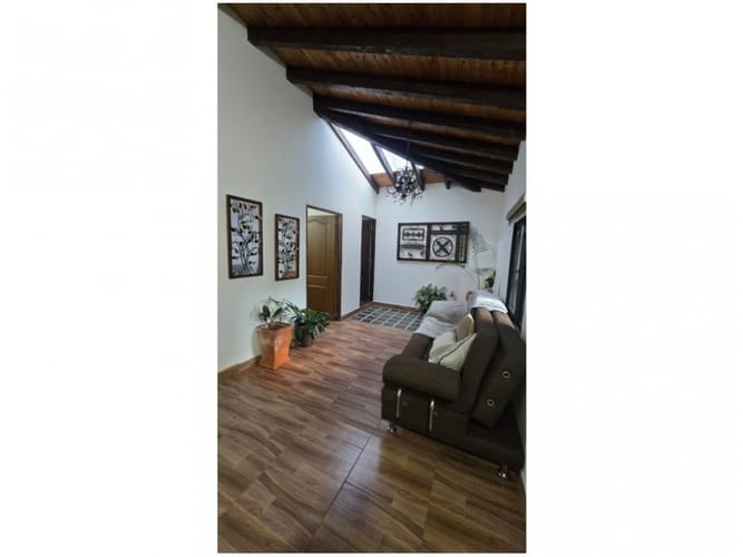 Finca en venta en El Carmen De Viboral, El Carmen de Viboral, 259 m² · foto 11 de 12