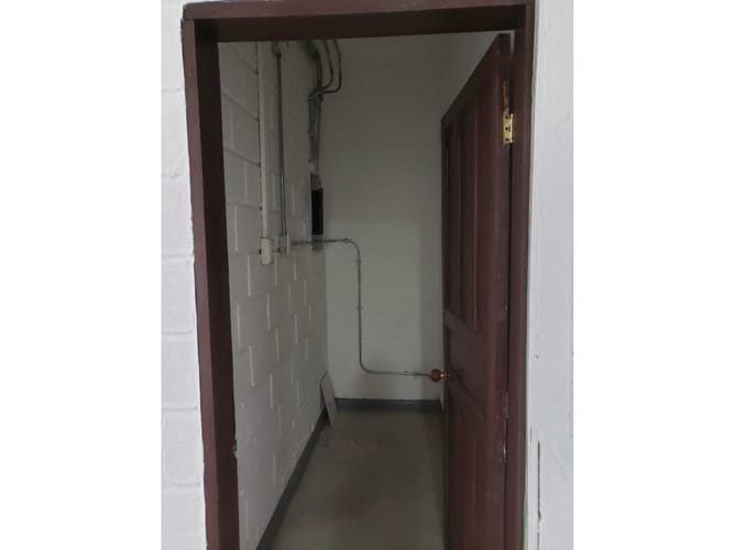 Bodega en arriendo en San Fernando, Medellín, 280 m² · foto 6 de 12