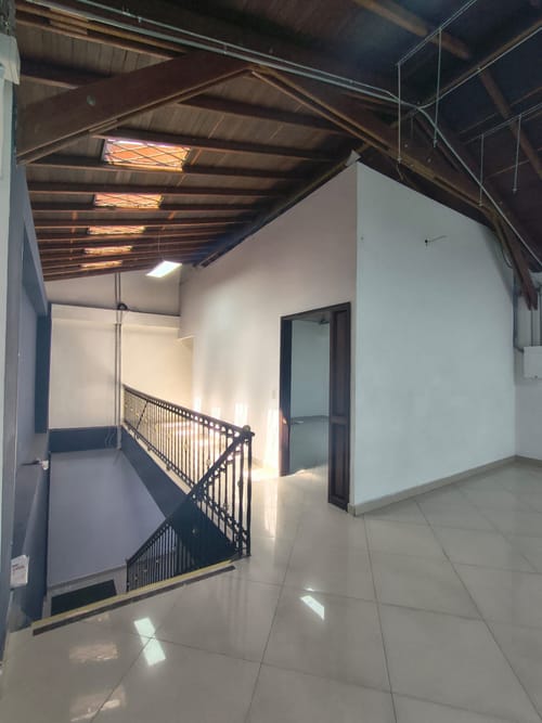 Local en arriendo en La América, Medellín, 410 m² · foto 3 de 24