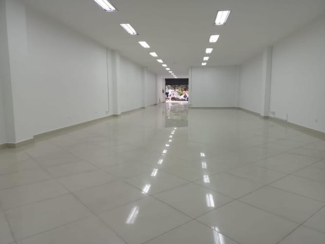 Local en arriendo en La América, Medellín, 410 m² · foto 15 de 24