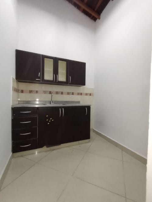 Local en arriendo en La América, Medellín, 410 m² · foto 18 de 24