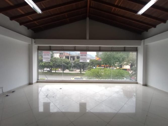 Local en arriendo en La América, Medellín, 410 m² · foto 20 de 24