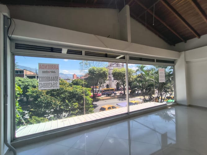 Local en arriendo en La América, Medellín, 410 m² · foto 22 de 24
