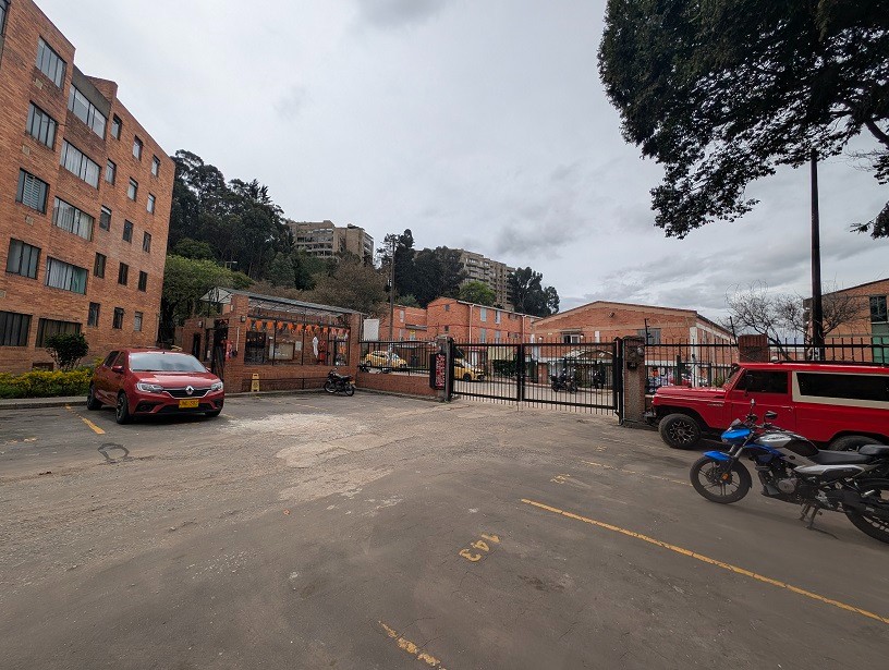 Apartamento en venta en Cerros De Suba, Bogotá · foto 2 de 15