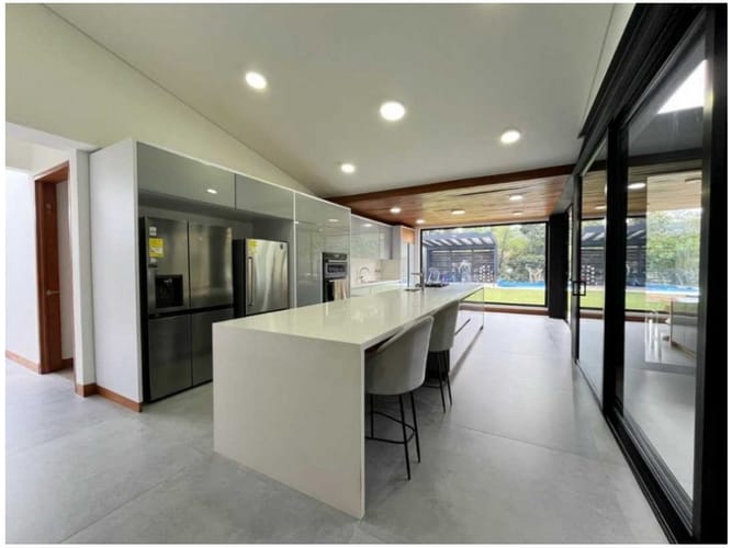 Casa de 3 alcobas en venta en Llano Grande, Rionegro, 476 m² · foto 13 de 14