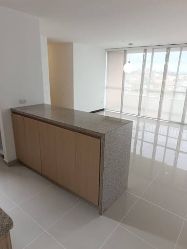Apartamento de 3 alcobas en arriendo en Rionegro, 90 m² · foto 5 de 21