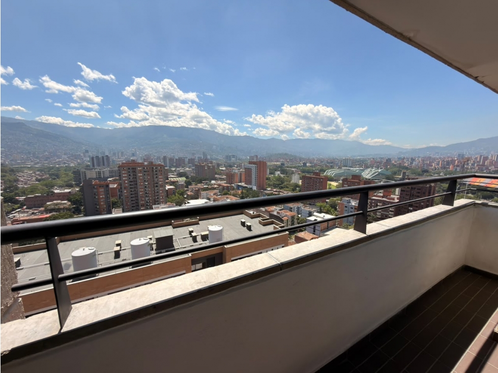 Apartamento en arriendo en Los Colores, Medellín · foto 7 de 20