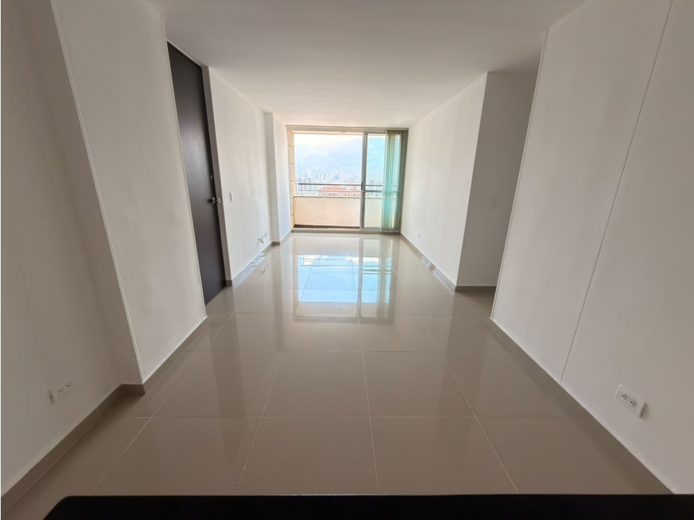 Apartamento en arriendo en Los Colores, Medellín · foto 11 de 20