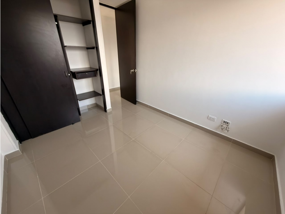 Apartamento en arriendo en Los Colores, Medellín · foto 13 de 20
