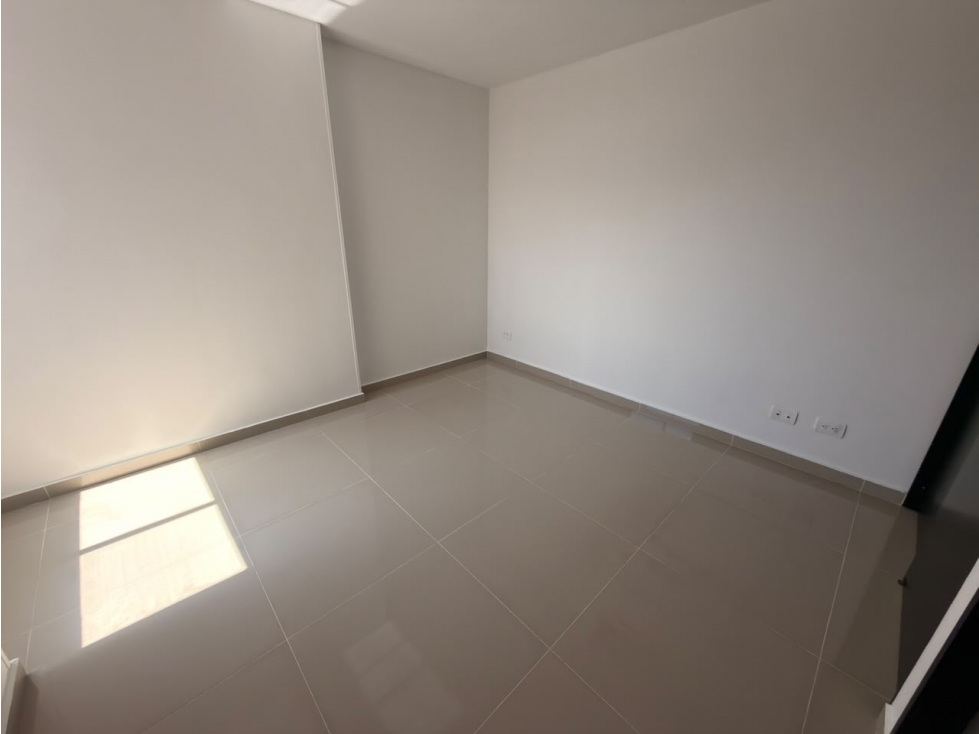 Apartamento en arriendo en Los Colores, Medellín · foto 16 de 20
