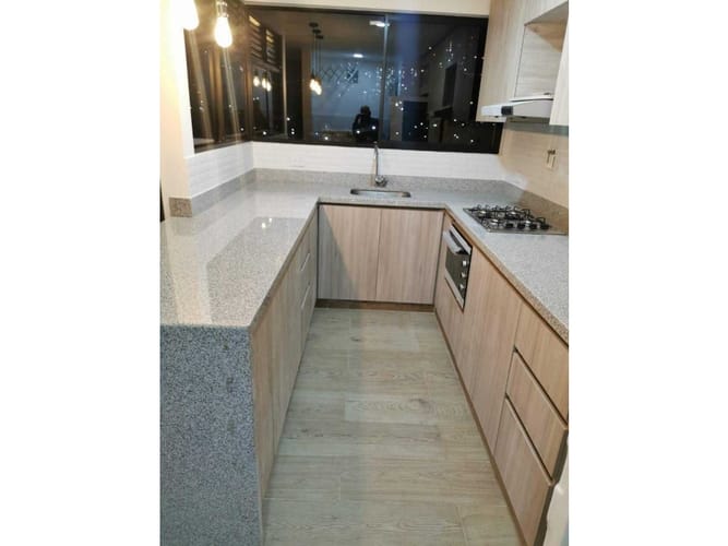Apartamento de 2 alcobas en arriendo en Sabaneta Real, Sabaneta, 90 m² · foto 2 de 16