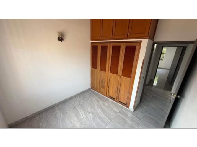Casa de 4 alcobas en venta en Versalles, Floridablanca, 124 m² · foto 10 de 18