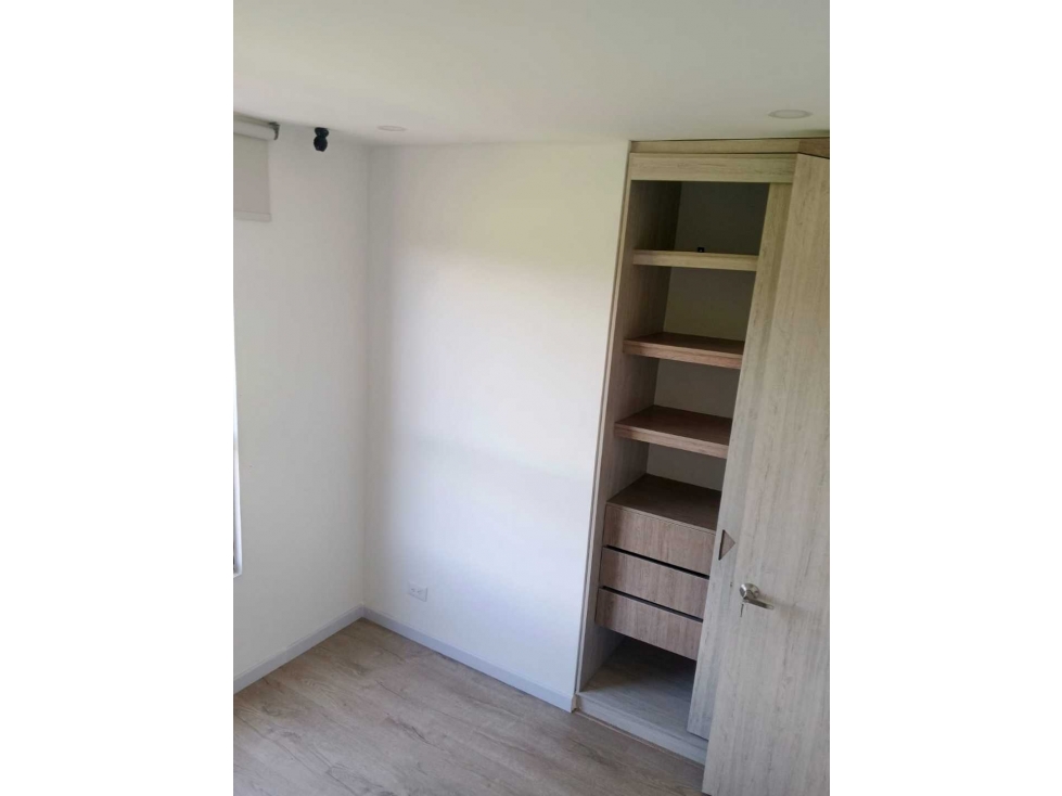 Casa en arriendo en La Estacion, Cajicá · foto 5 de 17