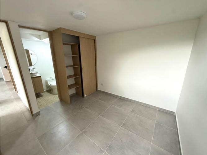 Apartamento de 2 alcobas en venta en La Ceja, 50 m² · foto 4 de 12