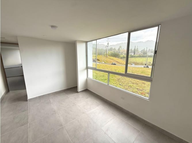 Apartamento de 2 alcobas en venta en La Ceja, 50 m² · foto 8 de 12