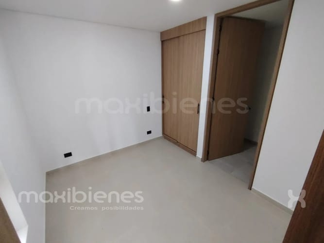 Casa de 4 alcobas en arriendo en San Nicolas, La Ceja, 220 m² · foto 11 de 23