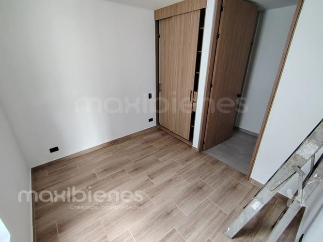 Casa de 4 alcobas en arriendo en San Nicolas, La Ceja, 220 m² · foto 12 de 23
