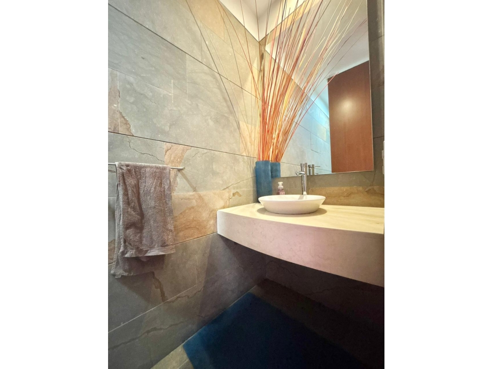 Apartamento en venta en El Refugio, Bogotá · foto 6 de 13