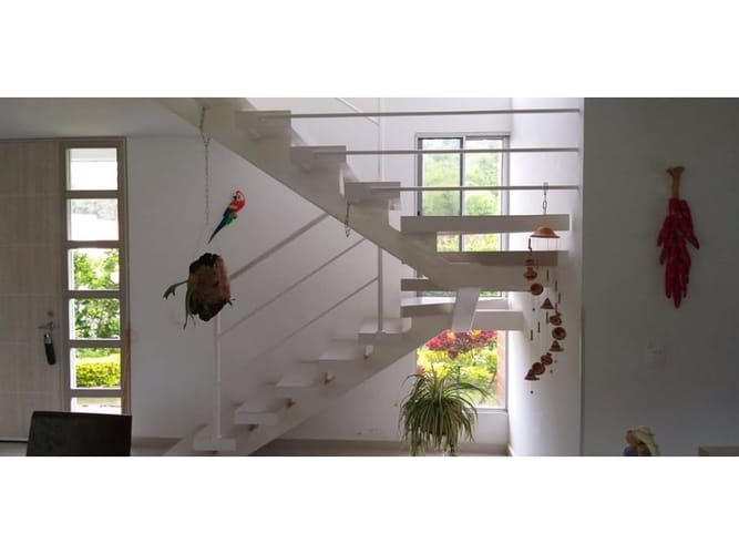 Casa de 5 alcobas en venta en Las Mercedes, Jamundí, 403 m² · foto 5 de 13