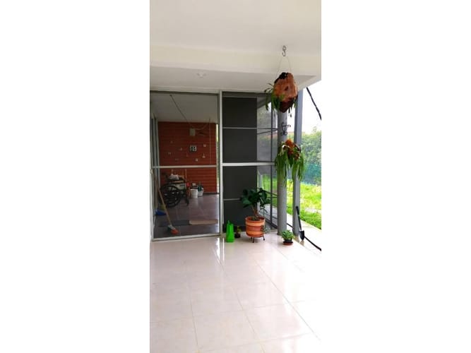 Casa de 5 alcobas en venta en Las Mercedes, Jamundí, 403 m² · foto 8 de 13