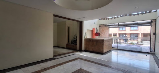 Apartamento en venta en Hayuelos, Bogotá · foto 2 de 24