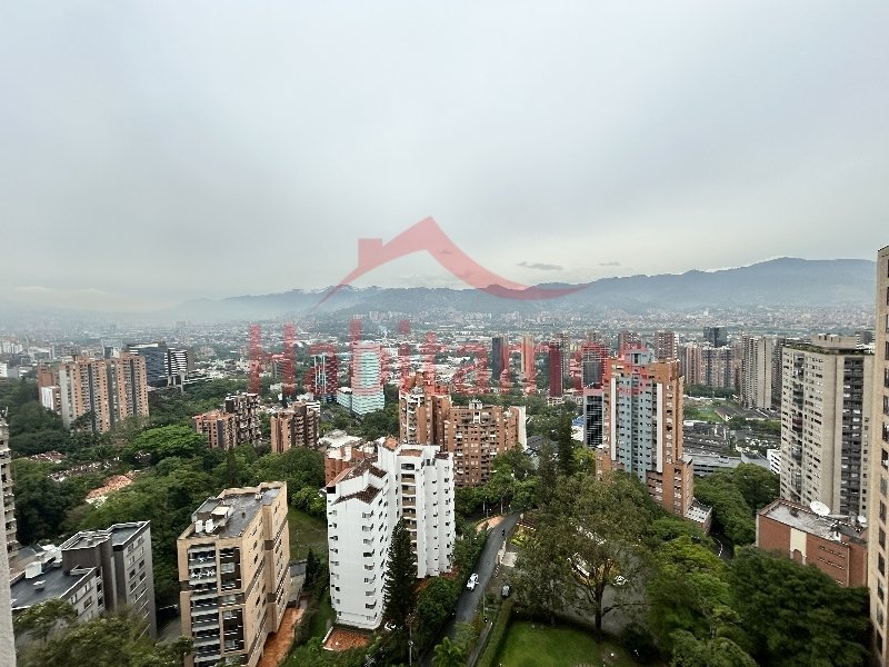 Apartamento en arriendo en Castropol, Medellín · foto 6 de 17