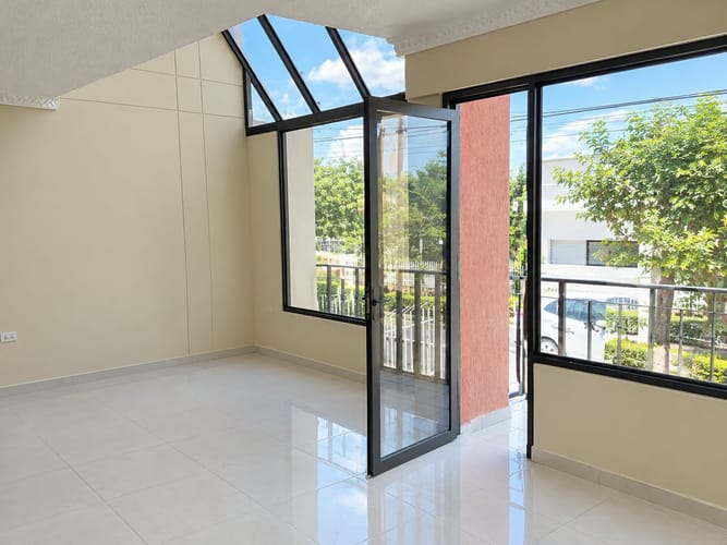 Apartamento de 4 alcobas en venta en Ub. Varsovia, Ibagué, 220 m² · foto 10 de 18