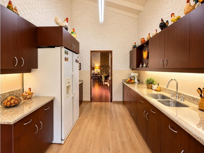 Casa de 5 alcobas en venta en Lomitas, La Ceja, 300 m² · foto 6 de 15