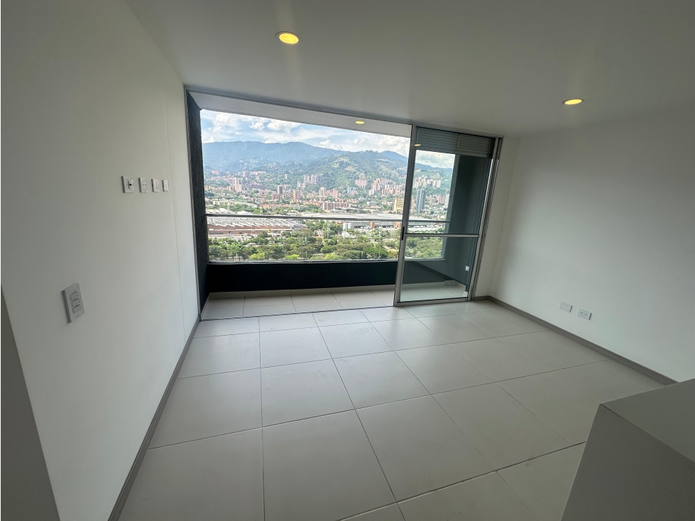 Apartamento en arriendo en San Juan Bautista, Itagüí · foto 8 de 22