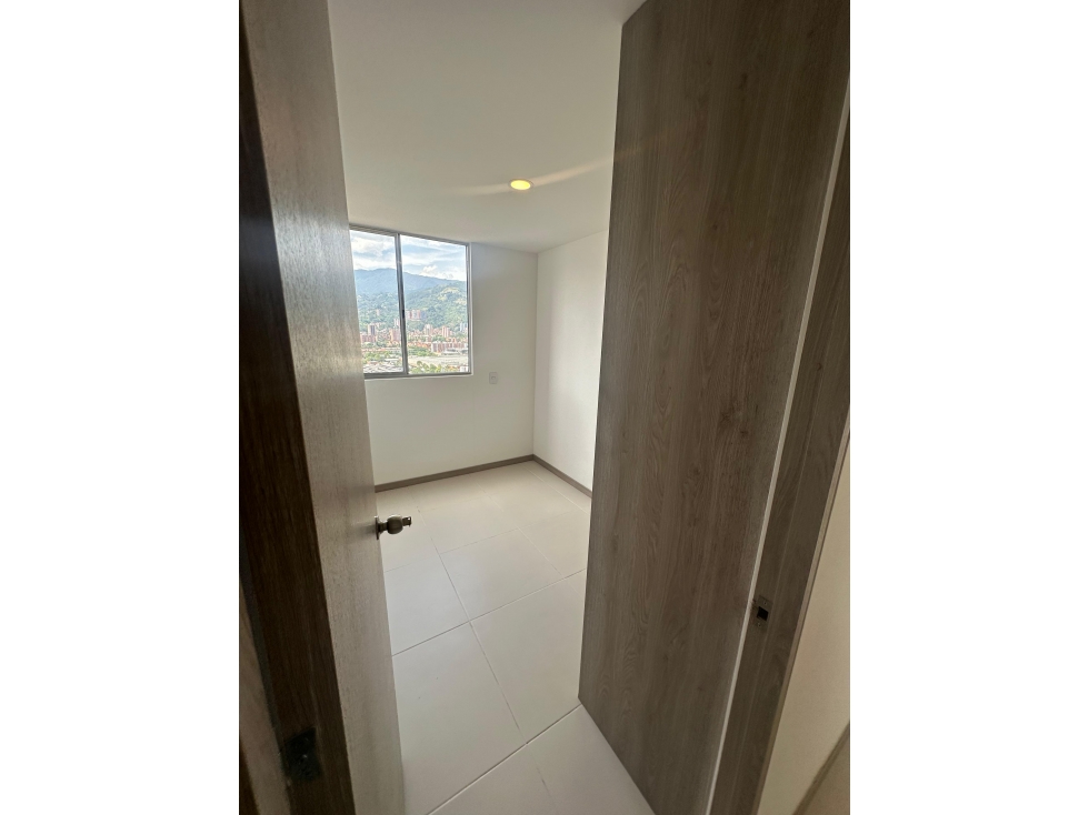 Apartamento en arriendo en San Juan Bautista, Itagüí · foto 10 de 22