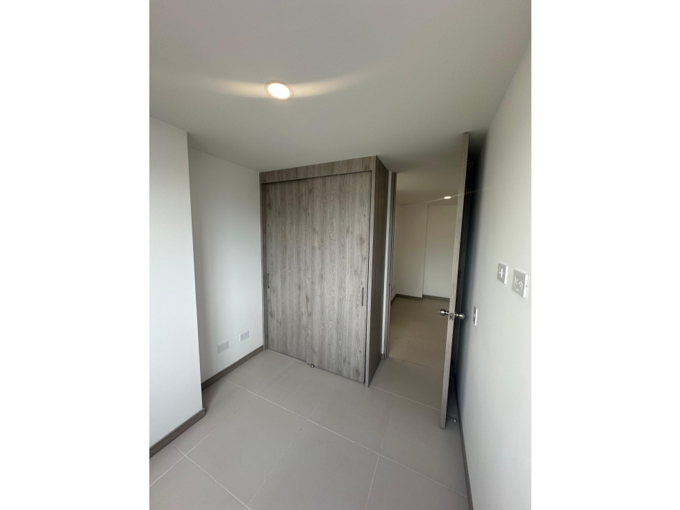 Apartamento en arriendo en San Juan Bautista, Itagüí · foto 11 de 22