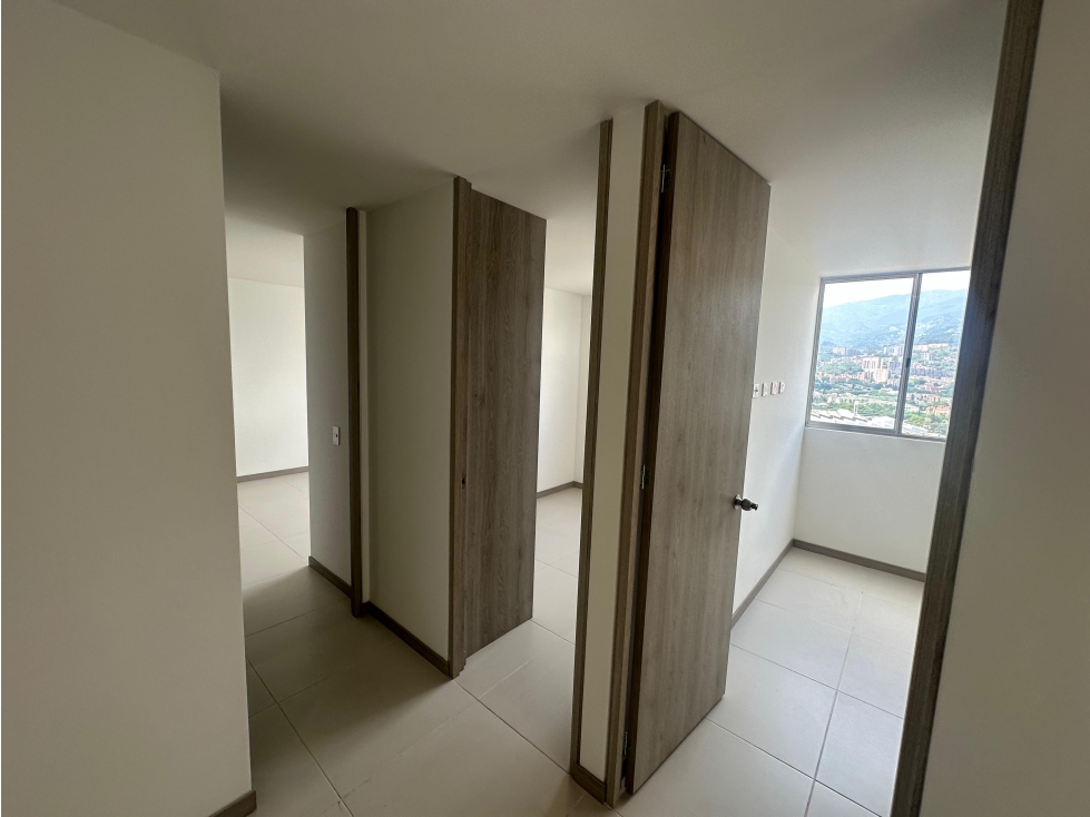 Apartamento en arriendo en San Juan Bautista, Itagüí · foto 21 de 22