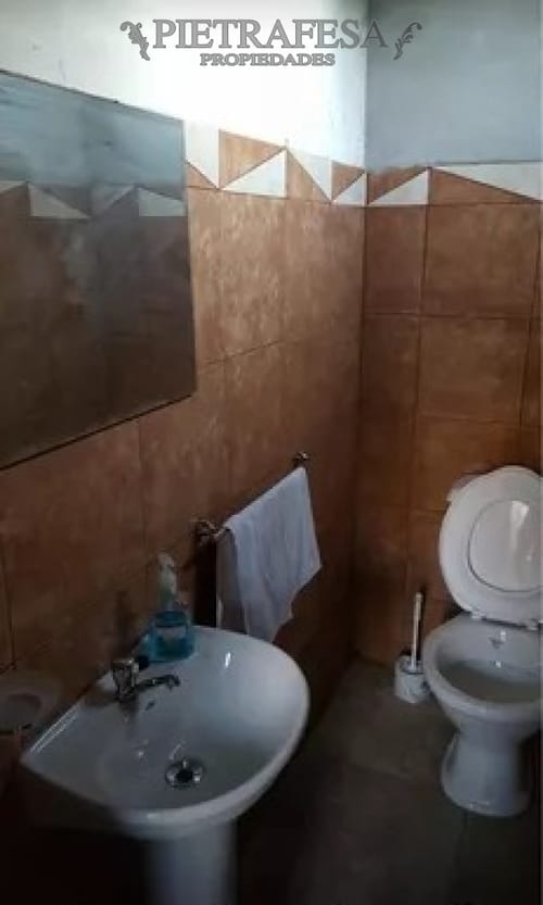 Local en alquiler, 1baño, oficina. Nuevo Paris. · Foto 4