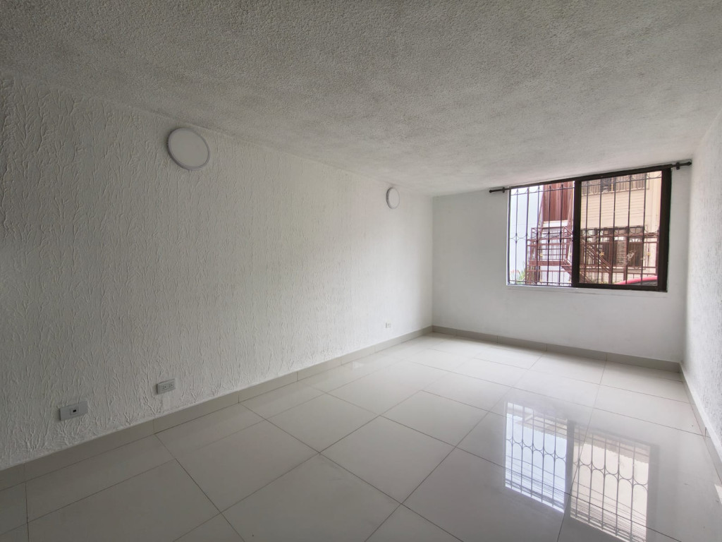 Casa en arriendo en Ciudad Los Alamos, Cali · foto 3 de 20