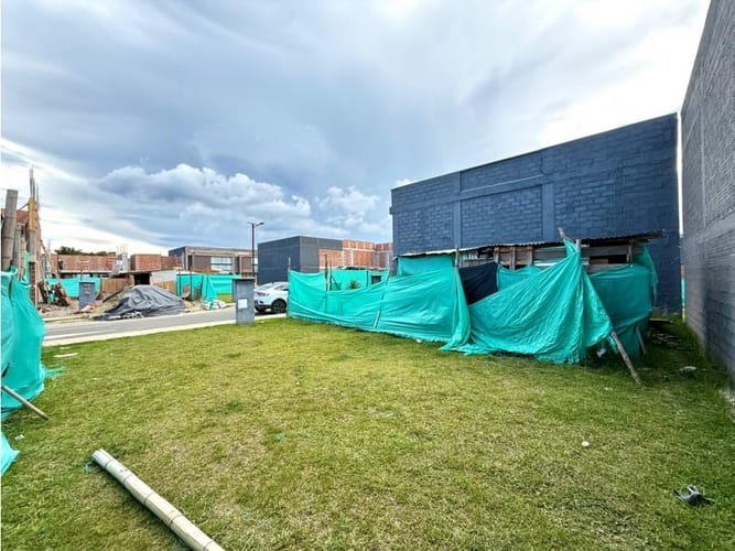 Lote en venta en La Ceja, 82 m² · foto 3 de 8