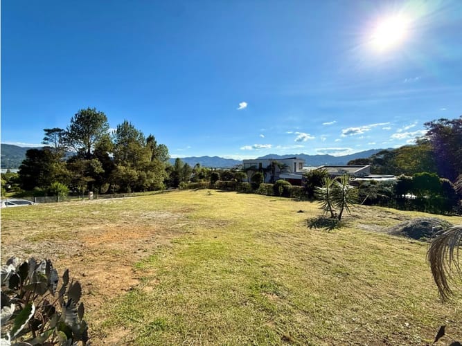 Casa de 4 alcobas en venta en La Ceja, 330 m² · foto 12 de 16