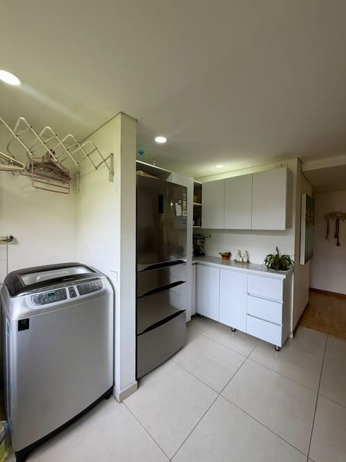Apartamento de 3 alcobas en venta en Loma De San Julian, Medellín, 96 m² · foto 5 de 21