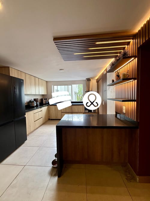 Apartamento de 5 alcobas en venta en El Poblado, Medellín, 247 m² · foto 4 de 14