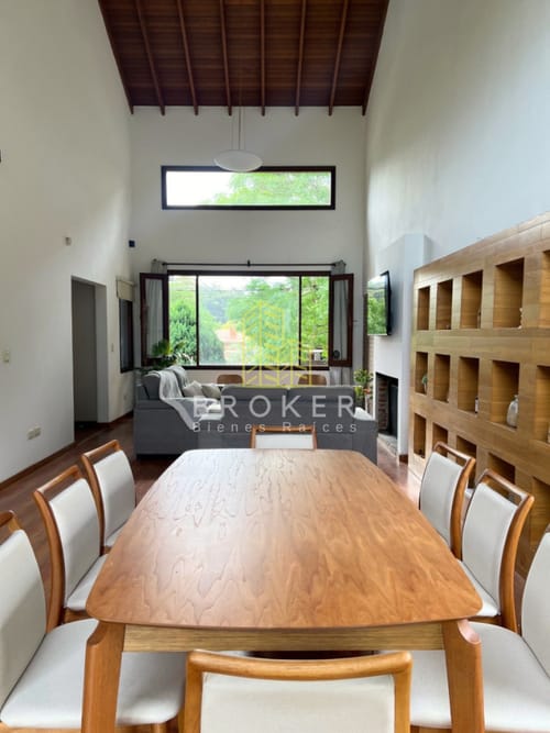 Venta y alquiler anual de moderna casa en mansa 5 dorm+ piscina · Foto 3