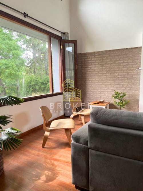 Venta y alquiler anual de moderna casa en mansa 5 dorm+ piscina · Foto 6