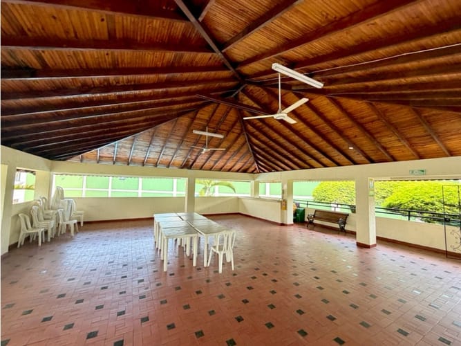 Apartamento de 3 alcobas en venta en Altamira, Palmira, 75 m² · foto 13 de 15