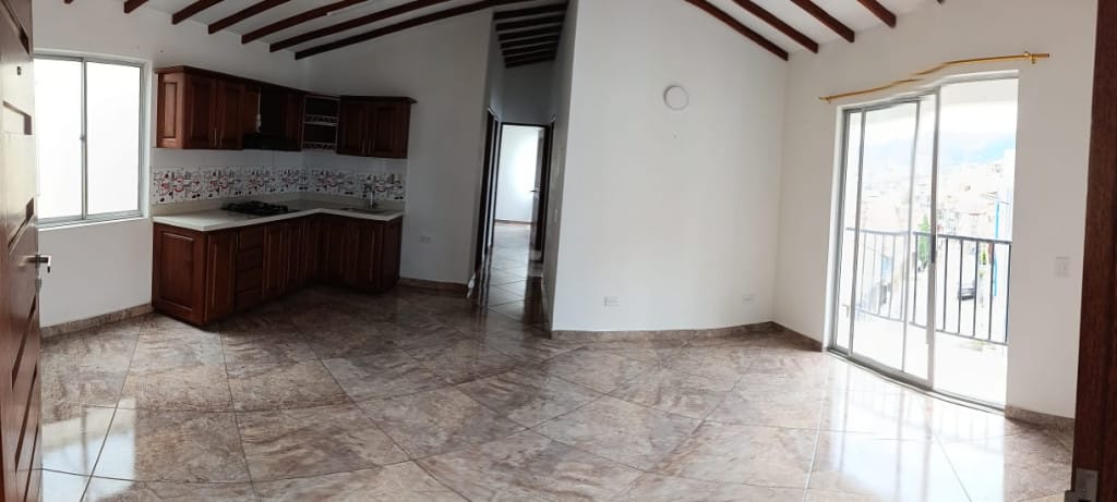 Apartamento de 3 alcobas en venta en El Centro, El Carmen de Viboral, 66 m² · foto 4 de 13