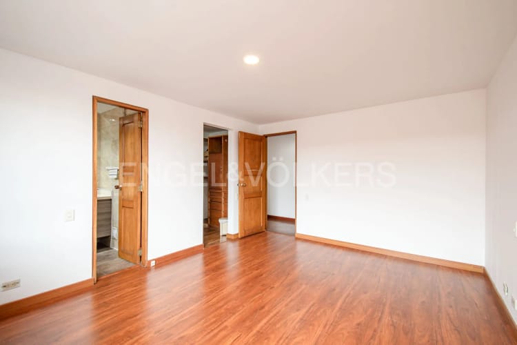 Apartamento de 4 alcobas en venta en Colina Campestre, Bogotá, 103 m² · foto 9 de 18
