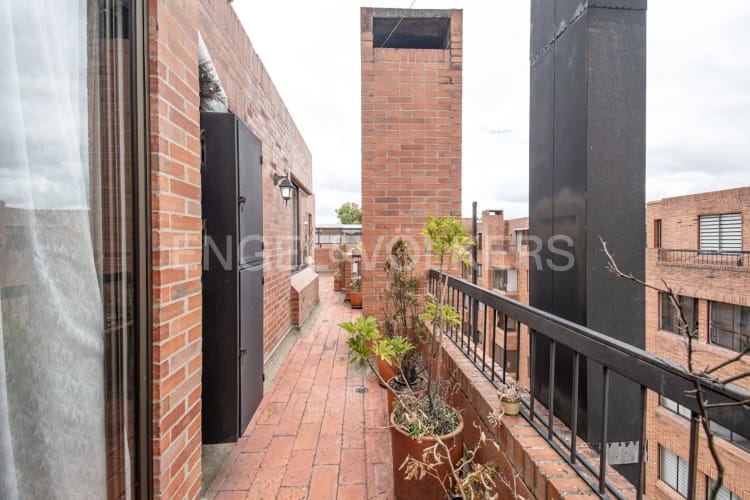 Apartamento de 4 alcobas en venta en Colina Campestre, Bogotá, 103 m² · foto 6 de 18