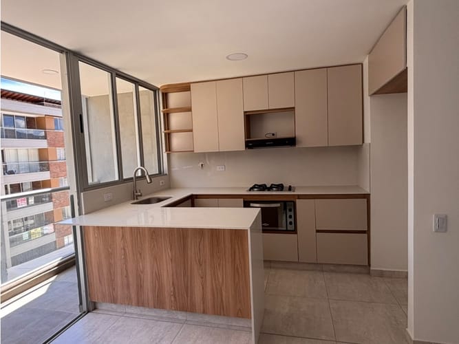 Apartamento de 3 alcobas en venta en Fatima, La Ceja, 67 m² · foto 3 de 19