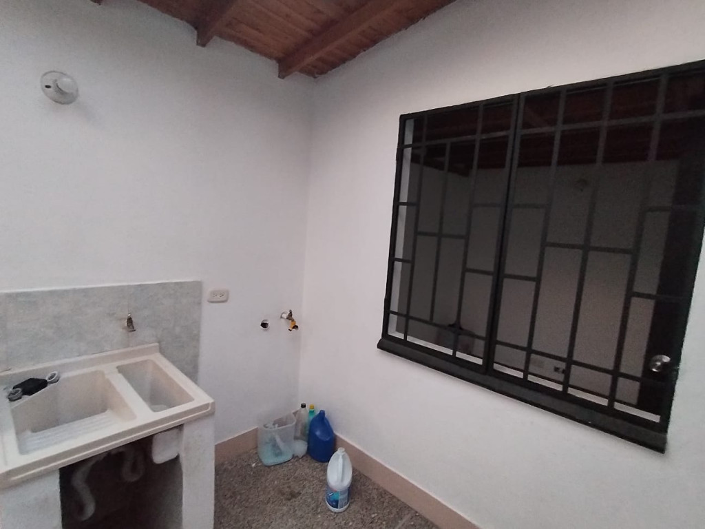 Apartamento en arriendo en Los Colegios, Rionegro · foto 9 de 11