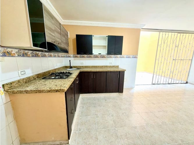 Casa de 6 alcobas en venta en Las Americas, Palmira, 300 m² · foto 7 de 24