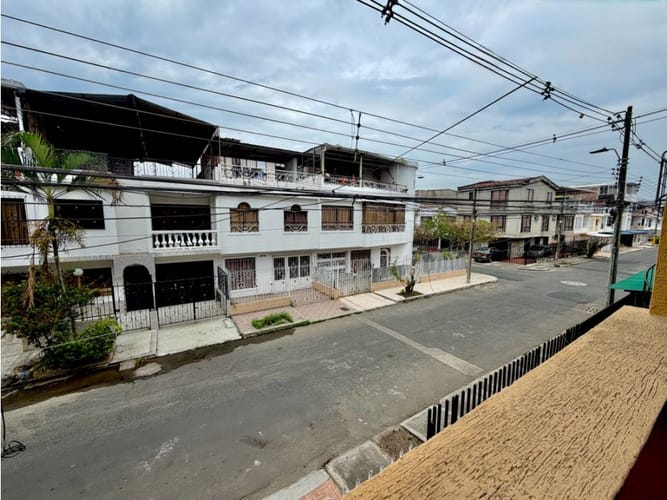 Casa de 6 alcobas en venta en Las Americas, Palmira, 300 m² · foto 17 de 24